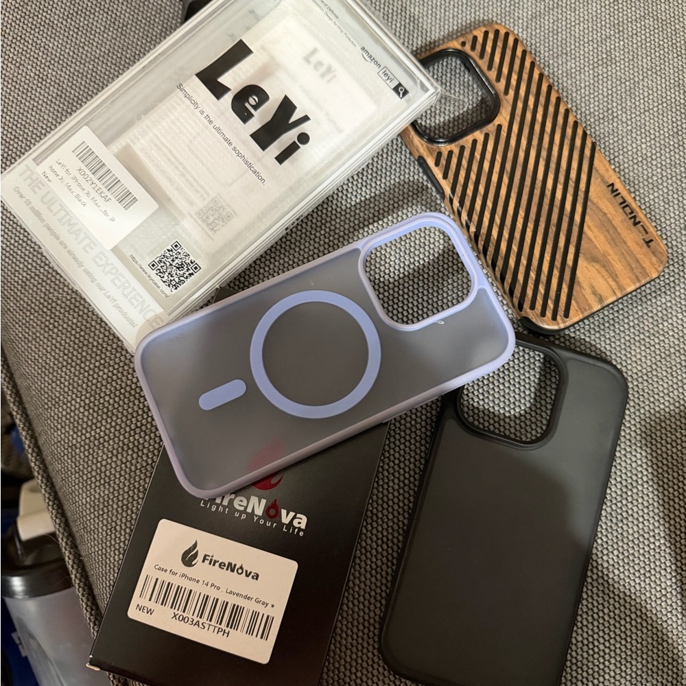 iPhone 14 Pro cases and screen protectors